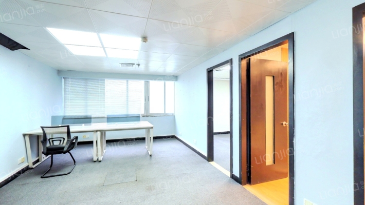 粤海凯旋大厦二手房实景图