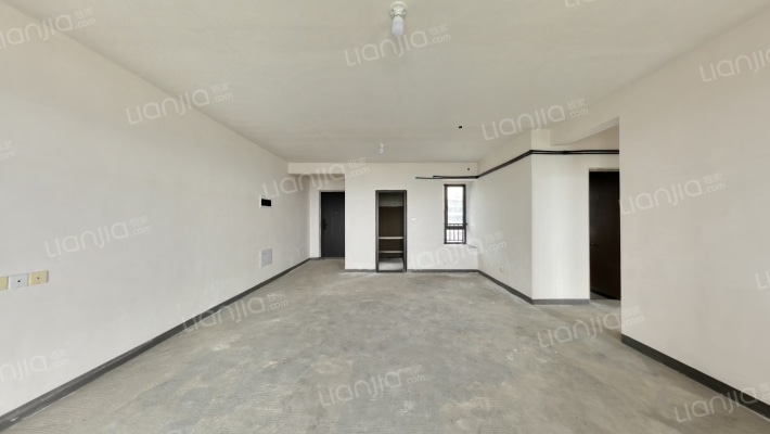 象湖世纪中央城二手房实景图