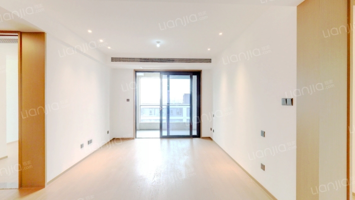 香格里拉蓝月春晓二手房实景图