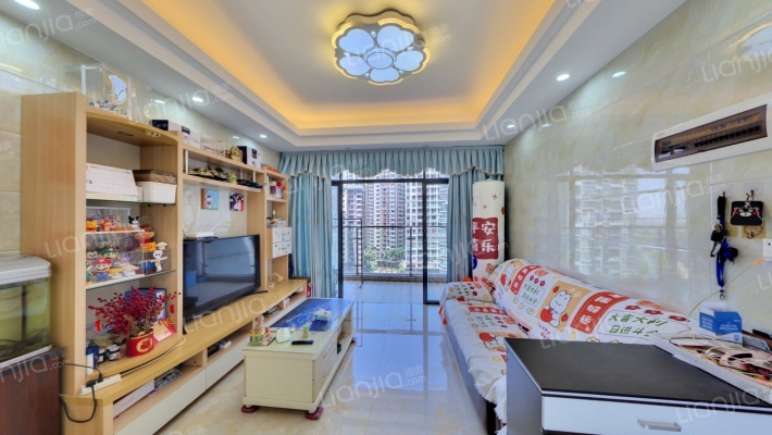 宇丰名苑二手房实景图