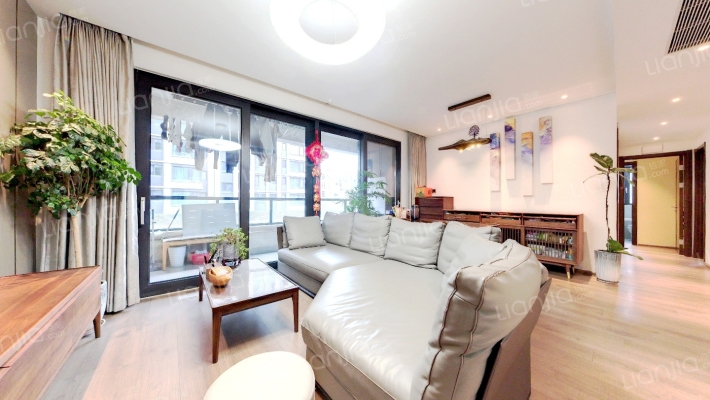 海尚观邸二手房实景图