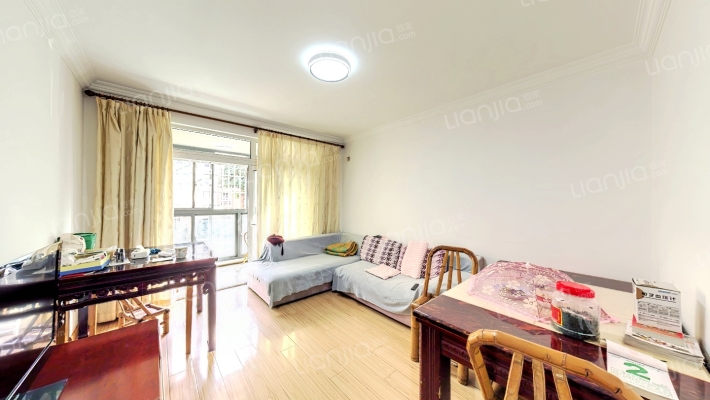 金榜新苑1900弄二手房实景图