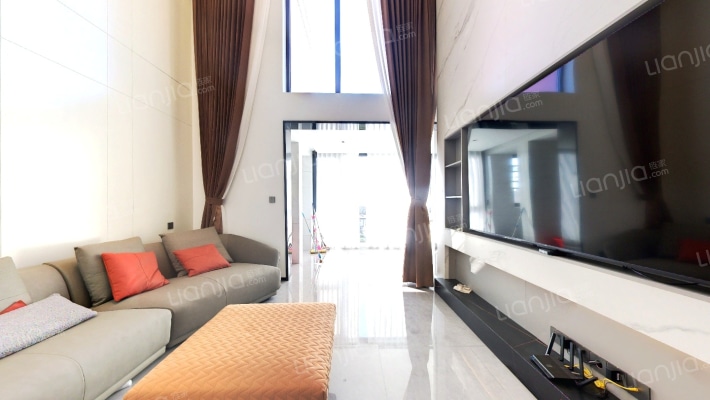 水秀艺墅二手房实景图