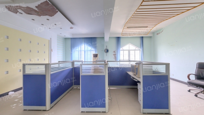 格兰特综合楼二手房实景图