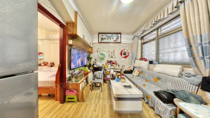 先科花园二手房实景图