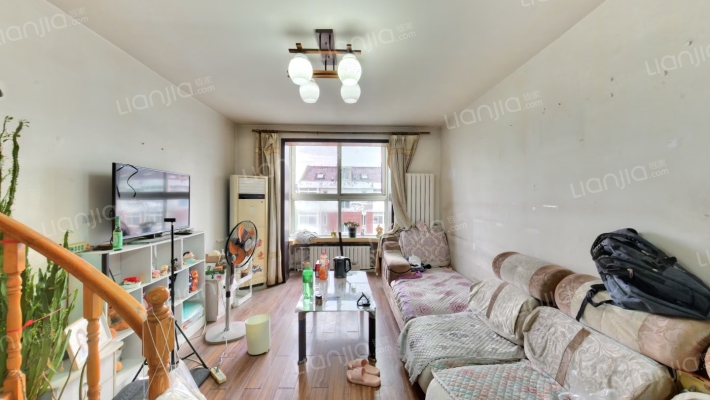 秀河园二手房实景图