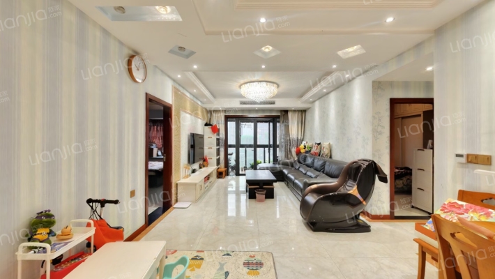 和记黄埔御峰一期二手房实景图