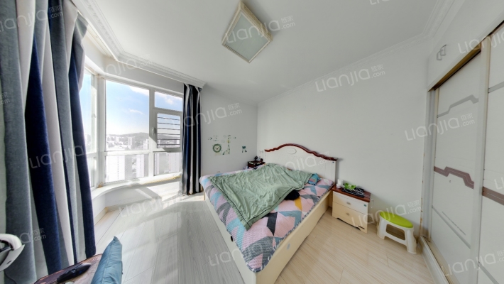 宏都峰景二手房实景图