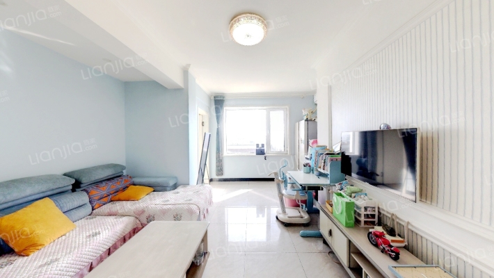 倚平里二手房实景图