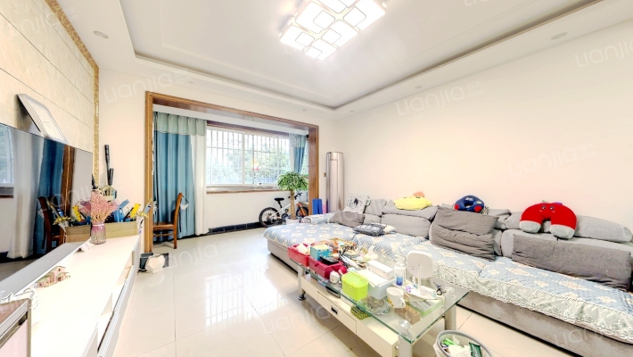 新空间花园二手房实景图