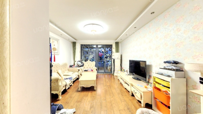 绿地海顿公馆B区二手房实景图