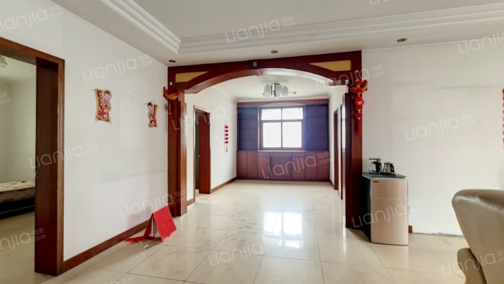 红盾小区二手房实景图