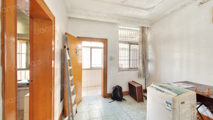 残联宿舍二手房实景图