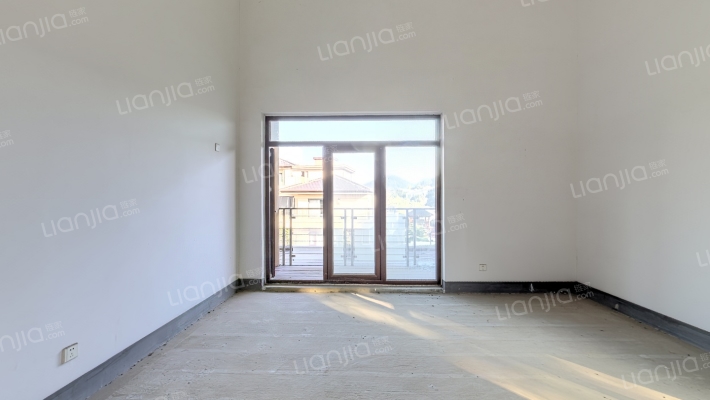 水岸风华二手房实景图