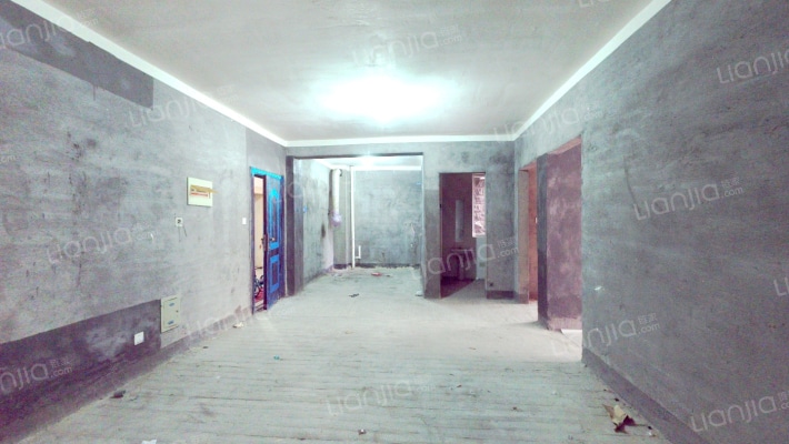 蝶翠华庭二手房实景图