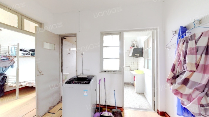 南杨路348号二手房实景图