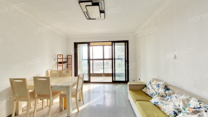 观源河畔二手房实景图