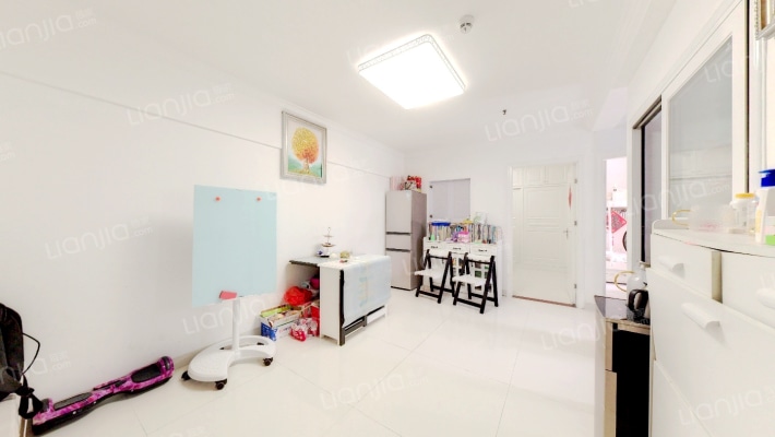 港逸豪庭二手房实景图