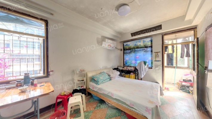 九山路二手房实景图