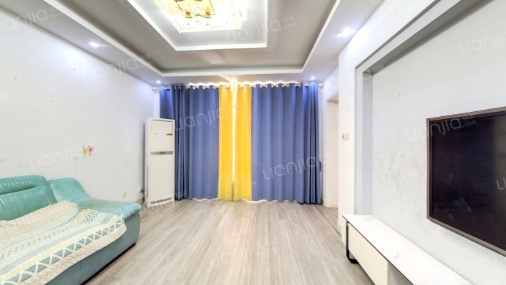 新雅花园二手房实景图