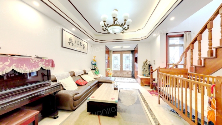 宝华北岸郡墅二手房实景图