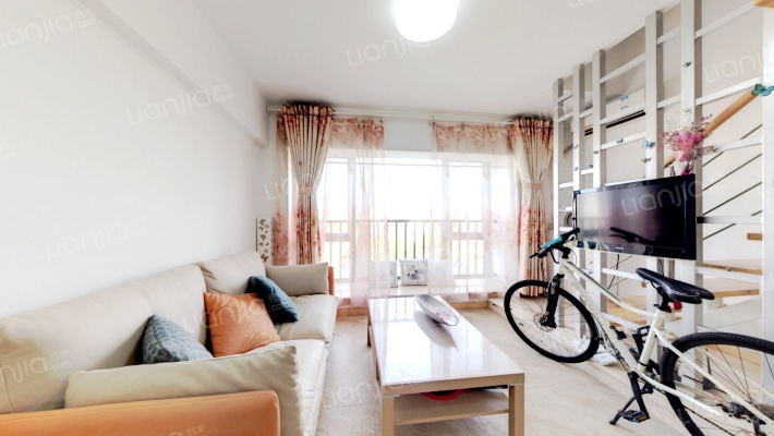 长江一号二手房实景图