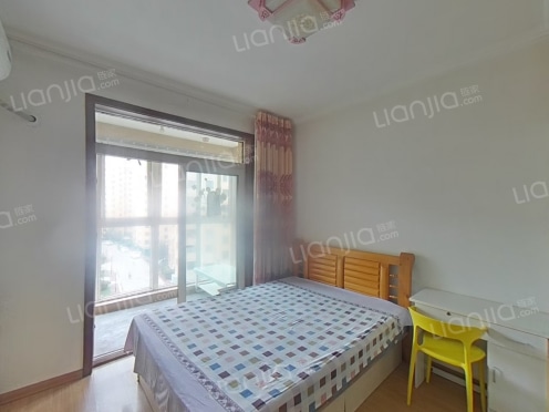合租·阜康花园 4居室 南卧