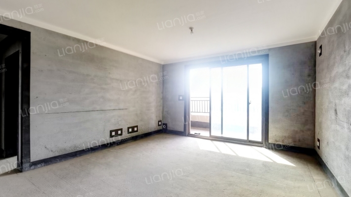 建业城二期二手房实景图