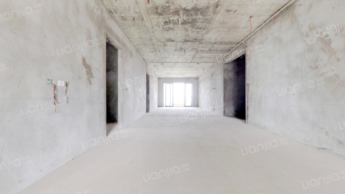 雅居乐富春山居二手房实景图