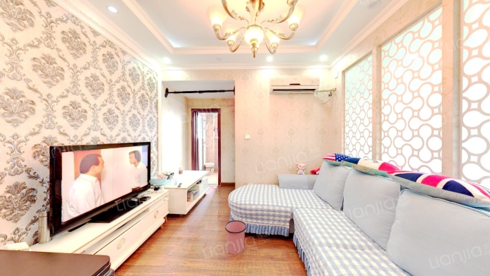 中德江湾丽景二手房实景图