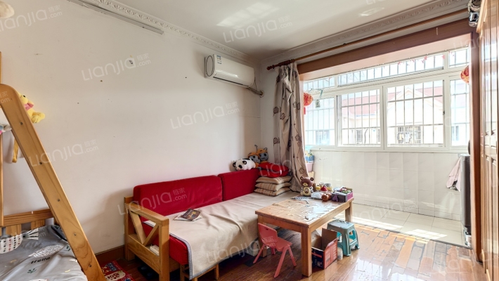 梅川二街坊二手房实景图