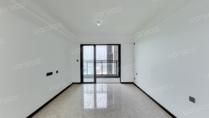 万科璞悦山二手房实景图