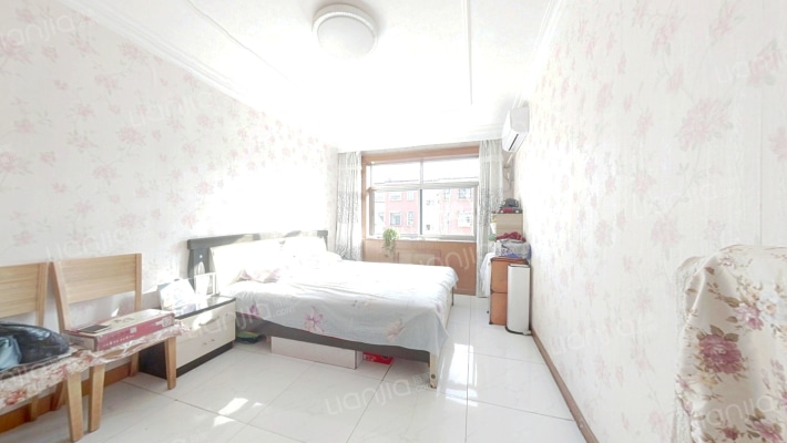 红新里二手房实景图