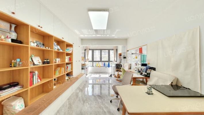 正荣中奥悦玺台二手房实景图