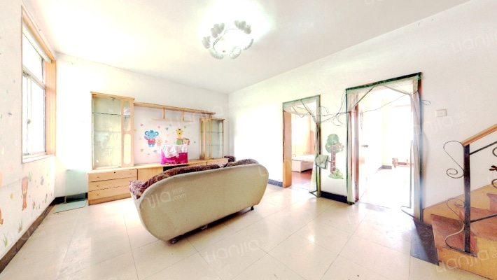 安居苑C区二手房实景图