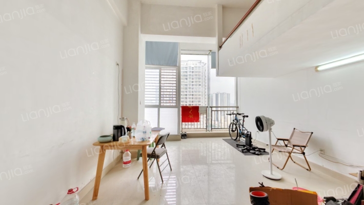 环球时代二手房实景图