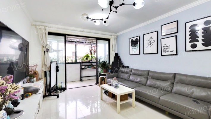 天虹四村二手房实景图