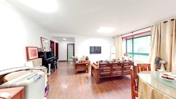 南国玲珑碧玉二手房实景图