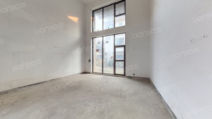 保利麓谷林语G区二手房实景图