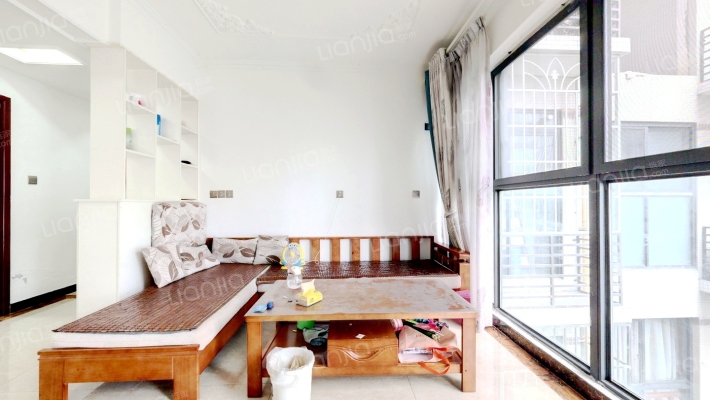 千禧河畔B区二手房实景图