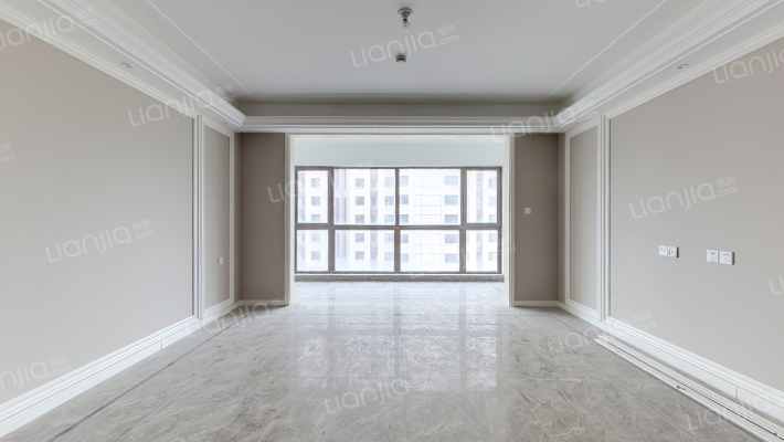 新城红岛湾朗隽二手房实景图