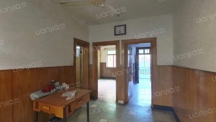 邑厉坛区凤凰村二手房实景图