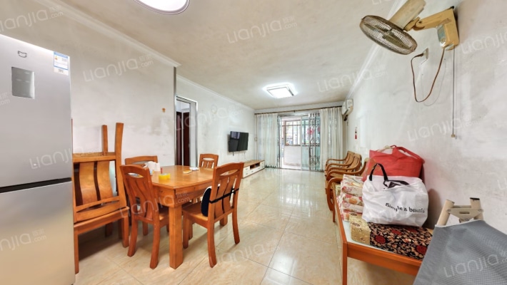 中海怡翠山庄三期二手房实景图