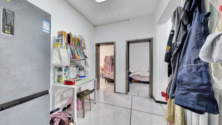 工人路11号院二手房实景图