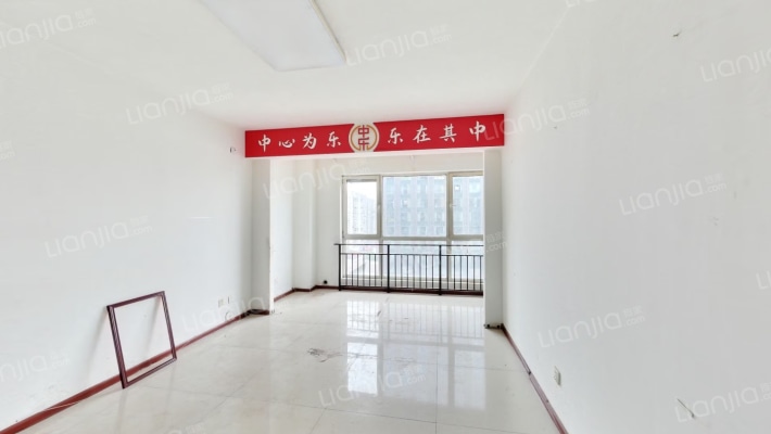 华德广场二手房实景图
