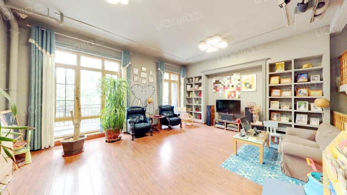 原河名墅二手房实景图