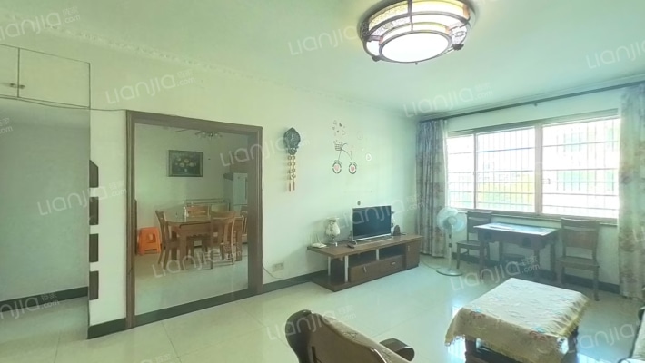 新纪元公寓二手房实景图