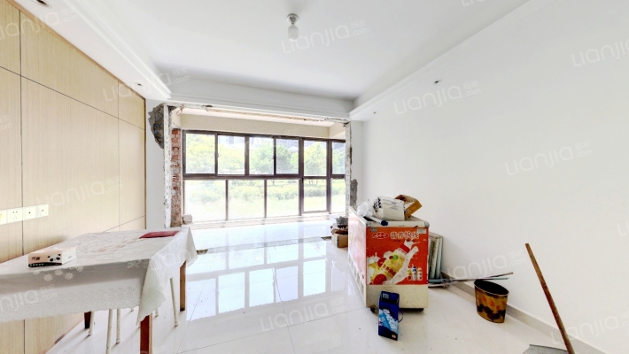 蓝海御湾二手房实景图