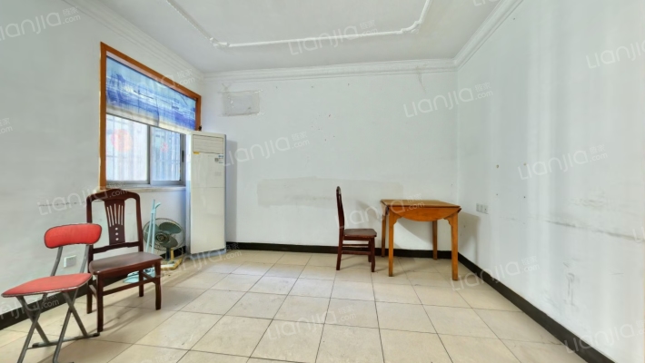 凤凰大街9号二手房实景图