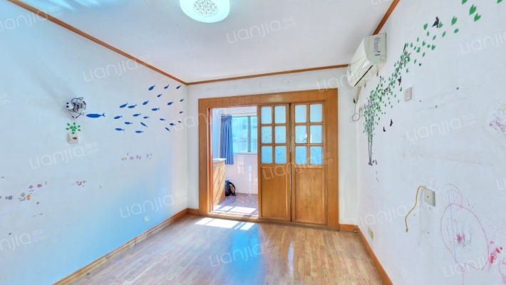 十字街2号二手房实景图